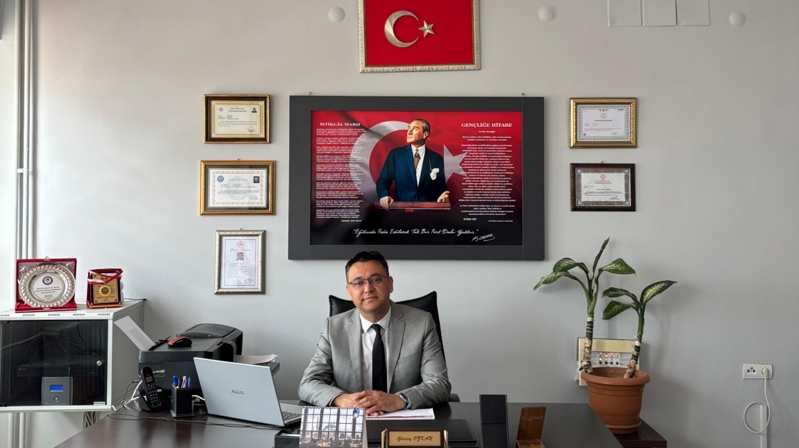 Gürsoy ÖZKAN - Okul Müdürü